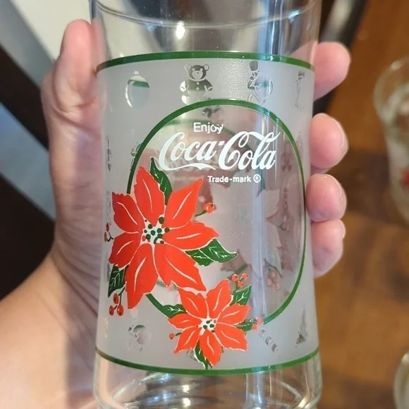 6 Coca-Cola Christmas Holiday Glass drinking Cups 14 oz excellent condition - Picture 6 of 8